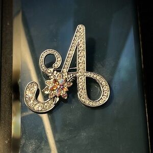 Vintage, Antique Rhinestone Brooch Pin, GOLD